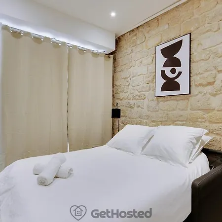 Charming Flat With Jacuzzi Heart Of Gethosted Paris